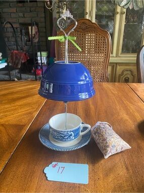 Royal China Currier & Ives Tea Cup Bird Feeder